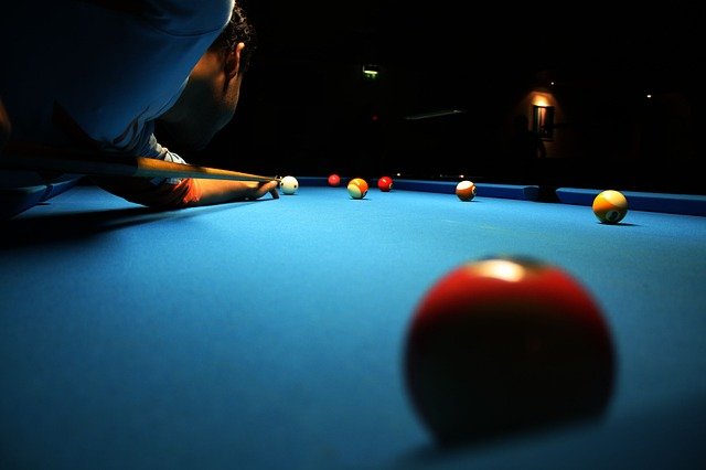 What is a decent pool cue